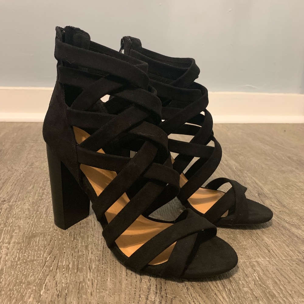 Black 4 inch heels